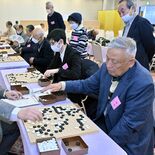 プロ棋士に挑戦、腕試し　囲碁・棋聖戦開催に合わせ日光で指導対局