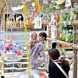 下野・華蔵寺で「風鈴まつり」涼やかに　31日まで、1200個音色響く