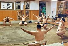 新生大嶽部屋が初の稽古