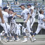 九回２死から逆転劇　積極打法が勝ち越し打を生む　栃工が秋春王者の佐野日大破る　【高校野球栃木大会】