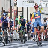トゥーンスが大会初クリテリウム３連覇　宇都宮で自転車ジャパンカップ　過去最多５万５千人のファン熱狂