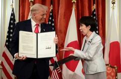 日米首脳、２文書に署名
