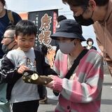 栃木・ふじおか幼稚園で初「こどもフェスタ」　雑貨やキッチンカーなど80ブース　戦隊ヒーローショーに大歓声