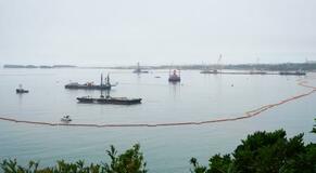 辺野古新区域で土砂投入