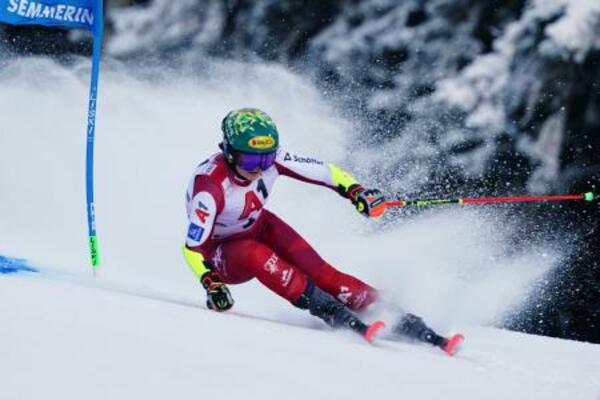 　アルペンスキーＷ杯、女子大回転で今季３勝目を挙げたユリア・シャイプ＝２７日、ゼメリング（ＡＰ＝共同）