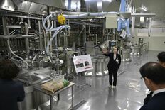オタフクソース、日光工場新棟が竣工　生産体制を強化