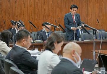 「反政府デモは調査対象にせず」