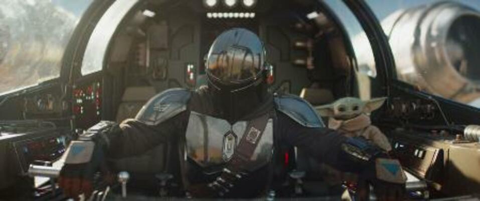 　映画「スター・ウォーズ　マンダロリアン・アンド・グローグー」より