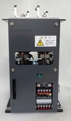　新幹線のモーターの出力を制御する「主変換装置」内にある「遮断器」（ＪＲ東海提供）