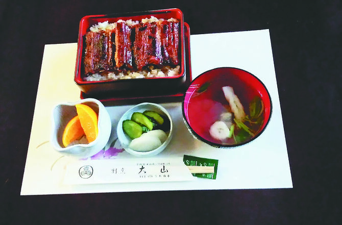よく蒸してやわらかくし、焼き上げます