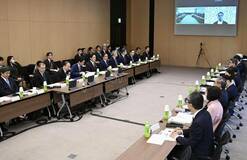 給付付き減税 議論加速