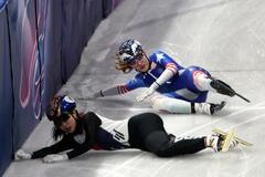 韓国コーチ、現金携え審判に抗議