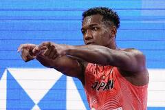 世界陸上、選手紹介でポーズ披露