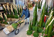 門松出荷ピーク