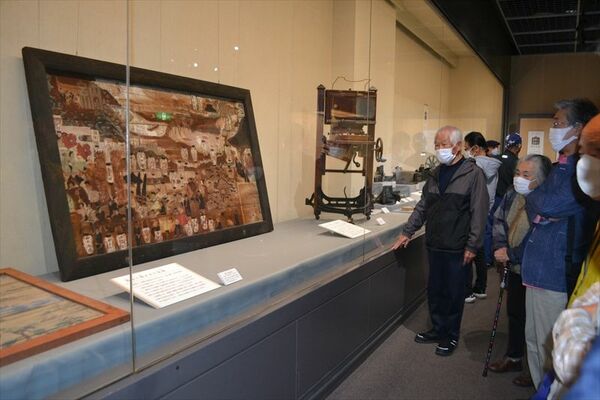 記憶の継承をテーマにした企画展