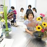 小山・道の駅で初の生け花展示会　10年目迎えた親子教室　日本の文化を次…