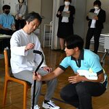 高校生27人が介護技術競う　コンテストで成果発揮　佐野松桜高