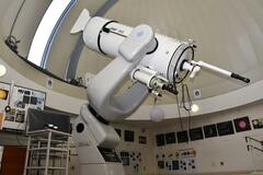 巨大望遠鏡で宇宙の旅