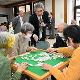 交流深めながら「頭の体操」　健康マージャン初心者教室を初開催、プロが直接指導　宇都宮