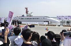 地震被災新幹線 修繕終えて出航