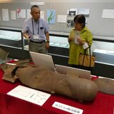 焼夷弾の実物、兵士が家族に宛てた手紙などを展示　宇都宮空襲80年で企画展始まる