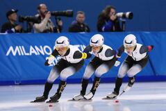 日本 不屈の隊列