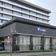 栃木県庁前の整備へ関係者「前進」　足利銀行本店の移転方針で