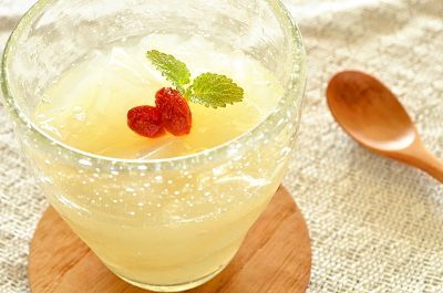 梨と白きくらげのコンポート