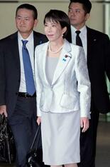 日韓首脳、30日初会談へ