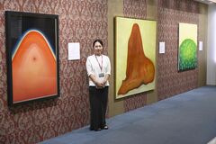 小説「火花」表紙の原画公開　小山出身の西川さん、地元で初個展　イオンモールでワークショップも
