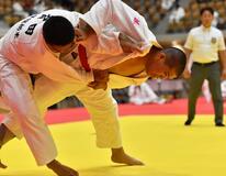 中村（作新）初優勝飾る 男子１００キロ級