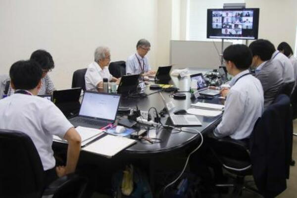 地震調査委員会の定例会合=10日午後、東京都千代田区