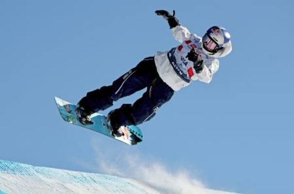 スノーボードW杯スロープスタイル第1戦で女子2位に入った深田茉莉=スノーマス(ゲッティ=共同)