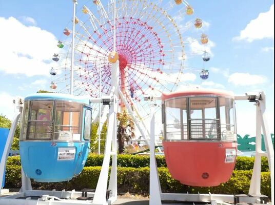 那須ハイランドパークに設置されたパレットタウン大観覧車のゴンドラ＝那須町