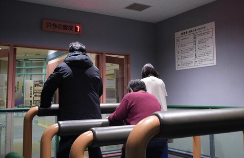 最大で震度7までの揺れが体験できる地震体験室