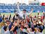 優勝を果たし、ナインに胴上げされる関大・小田監督=神宮