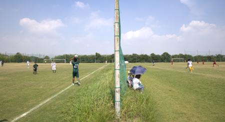 　「ミンションやまざき」のサッカー場＝８月、茨城県神栖市