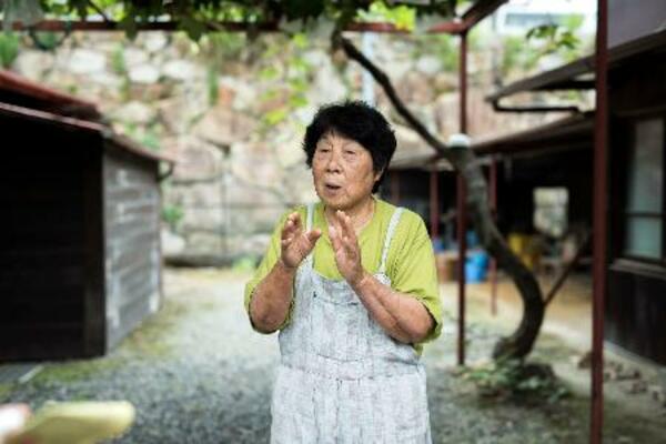 陶芸家の神山清子さん(ROOF design office撮影)