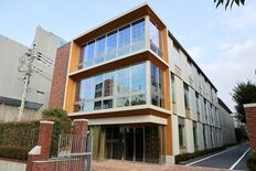 環境学部の拠点「19号館」が竣工 ～都内大学初の木造Nearly ZE…