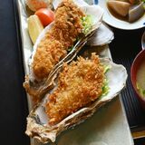 【ミヤコレ】気仙沼直送の味、堪能　牡蠣フライと刺身御膳（一文字）