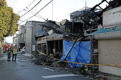 大阪で住宅火災、2人死亡