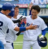 全日本大学野球選手権　白鴎競り勝ち８強　松永完封、浅野が決勝弾