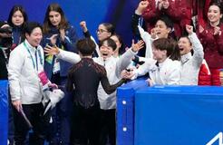 フィギュア団体で日本「銀」