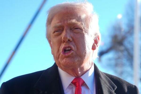 　トランプ米大統領＝１３日、ワシントン（ＡＰ＝共同）