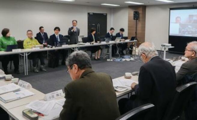 　トキの放鳥に関する環境省の有識者検討会＝９日午後、東京都千代田区