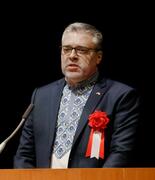 戦争長期化、子の将来絶つ