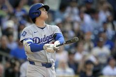 大谷 4勝目/先頭弾 二刀流躍動