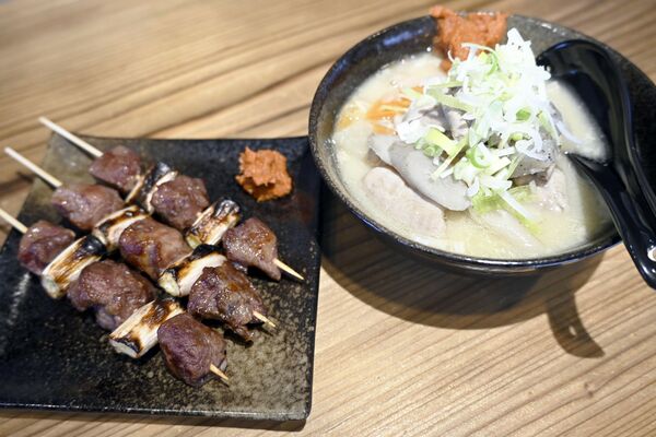 かしらともつ煮