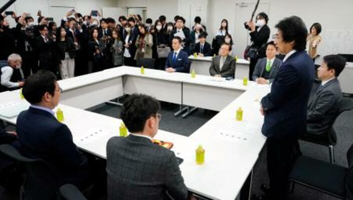 　自民党と日本維新の会が開いた社会保障改革の実務者協議＝１７日午後、国会