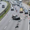 宇都宮の東北道で男性はねられ死亡 のり面に衝突、走行中にタイヤ破裂か 約6時間通行止め
